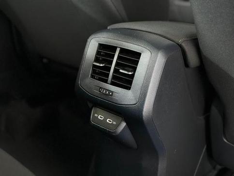 VOLKSWAGEN T CROSS CL TSI