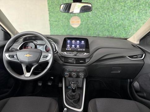 CHEVROLET ONIX PLUS 10MT LT2