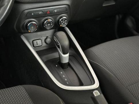 CHEVROLET ONIX PLUS 10TAT LTZ