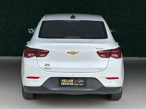 CHEVROLET ONIX PLUS 10TAT LTZ