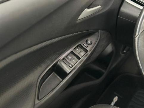 CHEVROLET ONIX PLUS 10TAT LTZ