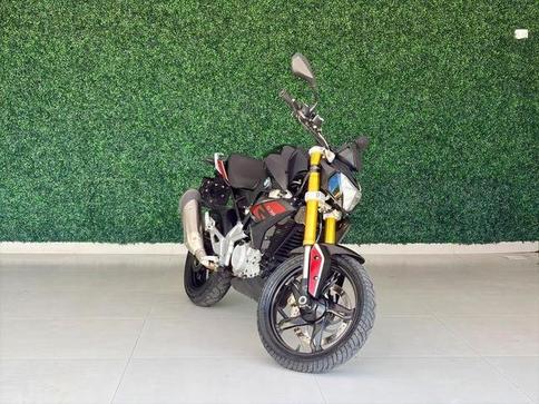 BMW G310 R