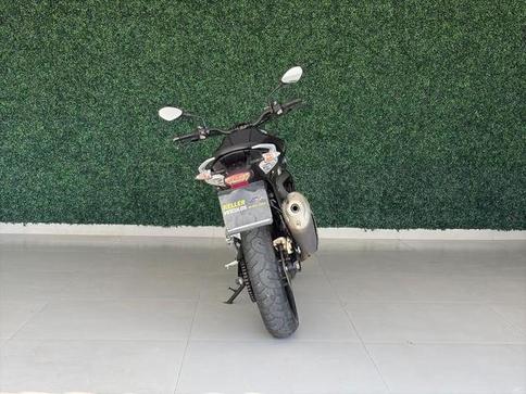 BMW G310 R