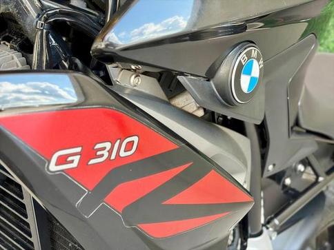 BMW G310 R