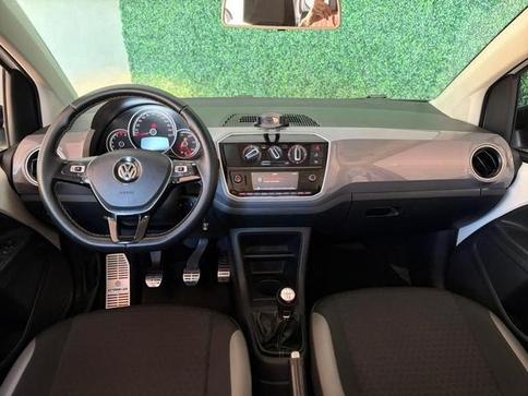 VOLKSWAGEN UP CROSS MDV