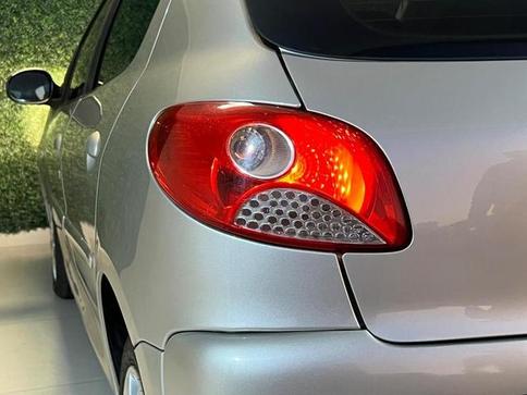 PEUGEOT 207HB XR