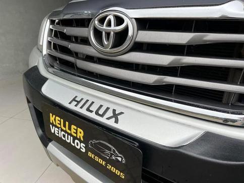 TOYOTA HILUX CD4X4 SRV