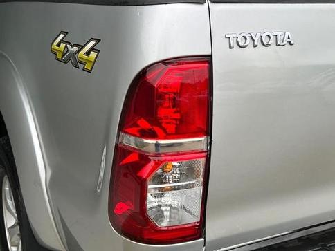 TOYOTA HILUX CD4X4 SRV