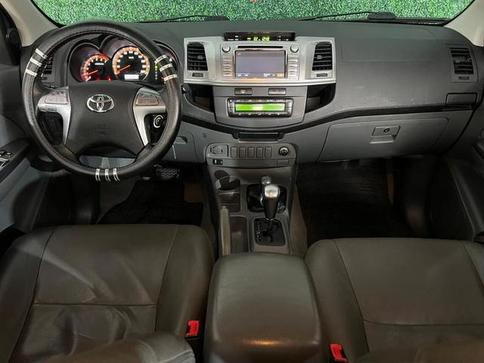 TOYOTA HILUX CD4X4 SRV