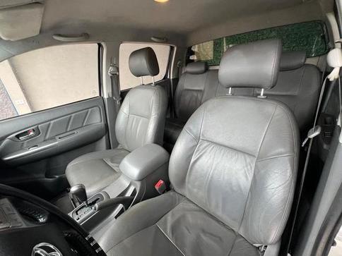 TOYOTA HILUX CD4X4 SRV