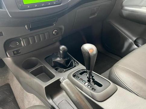 TOYOTA HILUX CD4X4 SRV