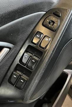 HYUNDAI IX35 2.0
