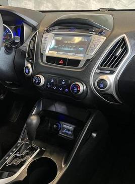 HYUNDAI IX35 2.0
