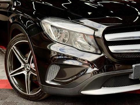 MERCEDES-BENZ GLA200