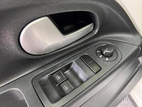 VOLKSWAGEN UP CROSS MDV
