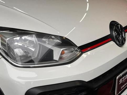 VOLKSWAGEN UP CROSS MDV
