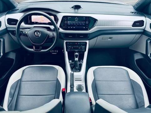 VOLKSWAGEN T CROSS HL TSI AE