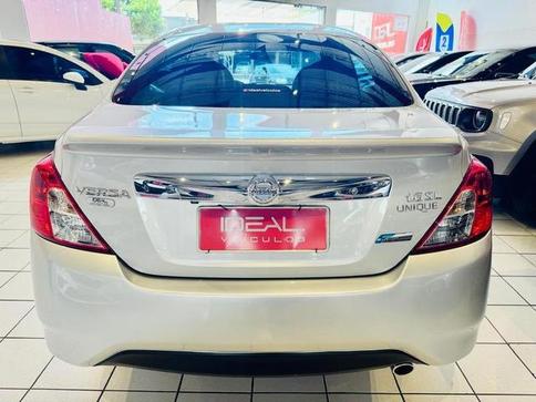 NISSAN VERSA 16UNIQUECVT