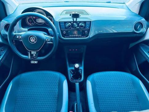 VOLKSWAGEN UP CROSS TSI