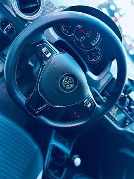 VOLKSWAGEN UP CROSS TSI