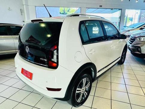 VOLKSWAGEN UP CROSS TSI