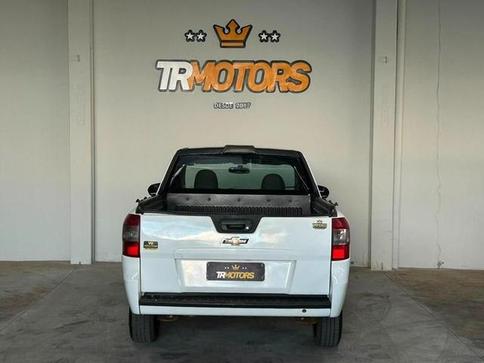 CHEVROLET MONTANA LS2