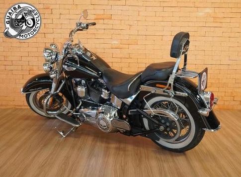HARLEY-DAVIDSON SOFTAIL DELUXE