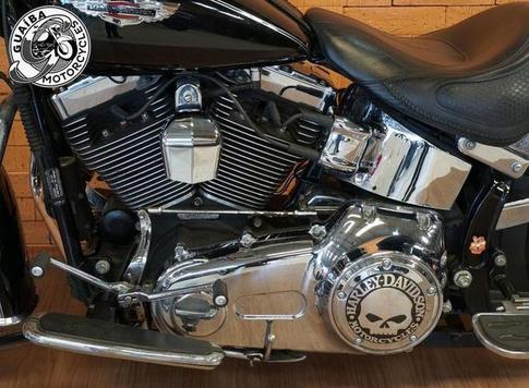 HARLEY-DAVIDSON SOFTAIL DELUXE
