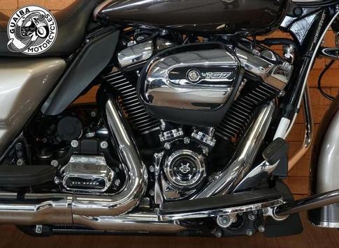 HARLEY-DAVIDSON ROAD KING CLASSIC FLHRC
