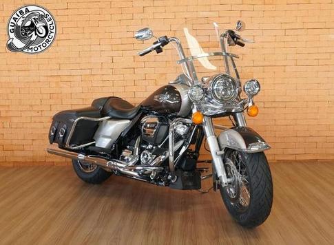 HARLEY-DAVIDSON ROAD KING CLASSIC FLHRC