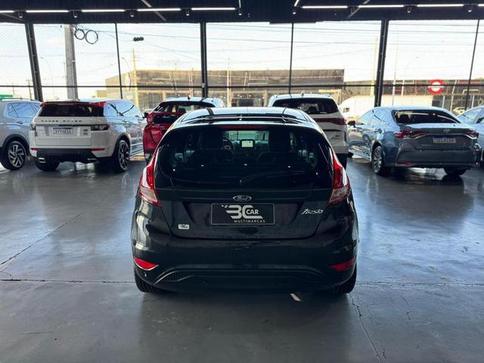FORD FIESTA 16SE AT