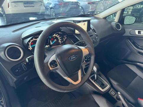 FORD FIESTA 16SE AT