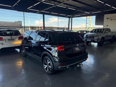 VOLKSWAGEN T CROSS TSI AD