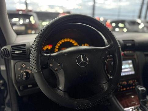 MERCEDES-BENZ C180K