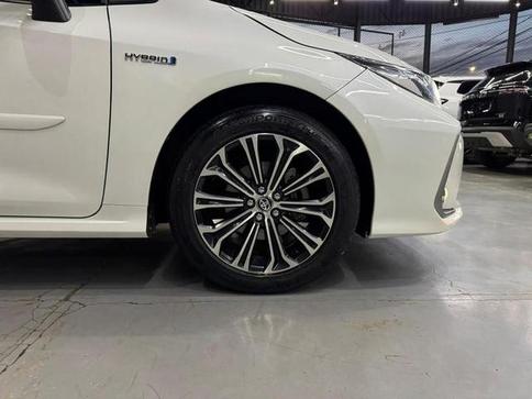 TOYOTA COROLLA APREMIUMH