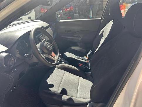 NISSAN KICKS S CVT