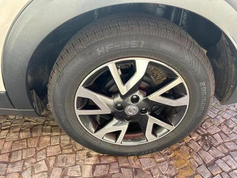 NISSAN KICKS S CVT