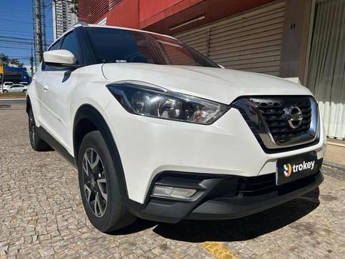 NISSAN KICKS S CVT
