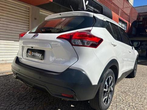 NISSAN KICKS S CVT