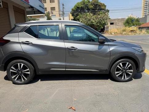 NISSAN KICKS EXCLUSI CVT
