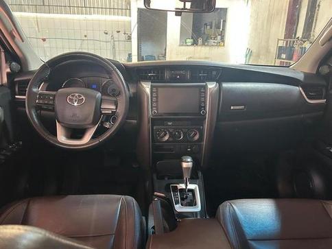 TOYOTA HILUX SWSR A2GF