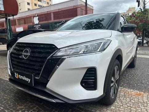 NISSAN KICKS ADVANCE CVT