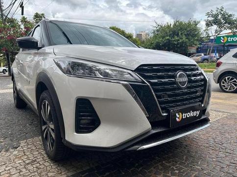 NISSAN KICKS ADVANCE CVT