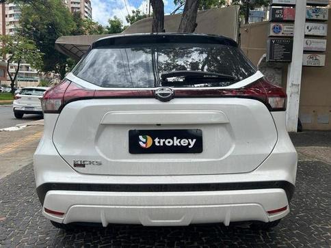 NISSAN KICKS ADVANCE CVT