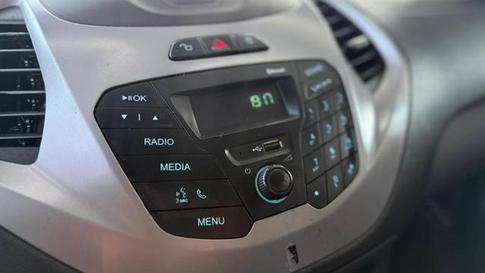 Renault Sandero dyna 16r - foto 10