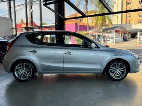 Renault Sandero dyna 16r - foto 19