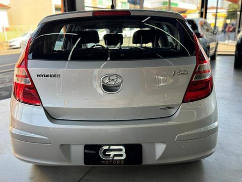 Renault Sandero dyna 16r - foto 15