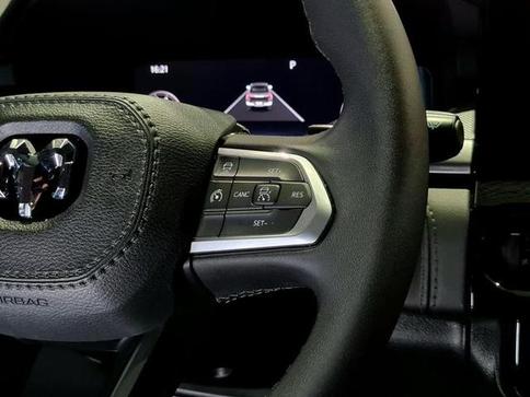 RAM RAMPAGE REBEL HURR 4 2.0 TB CD 4X4 AUT.