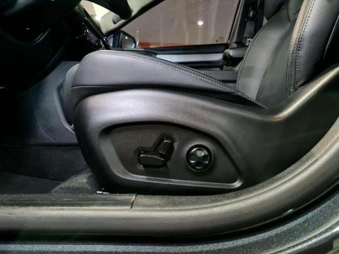 RAM RAMPAGE REBEL HURR 4 2.0 TB CD 4X4 AUT.