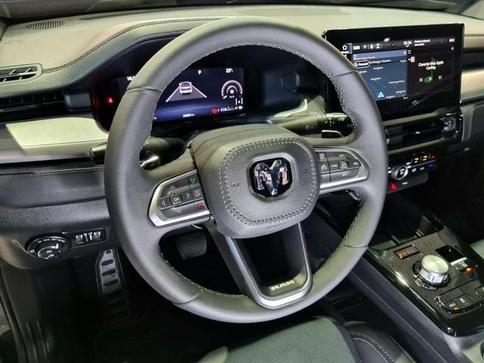 RAM RAMPAGE REBEL HURR 4 2.0 TB CD 4X4 AUT.